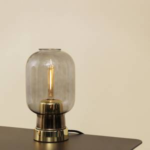 Bilde av Amp Table Lamp - Brass/smoked