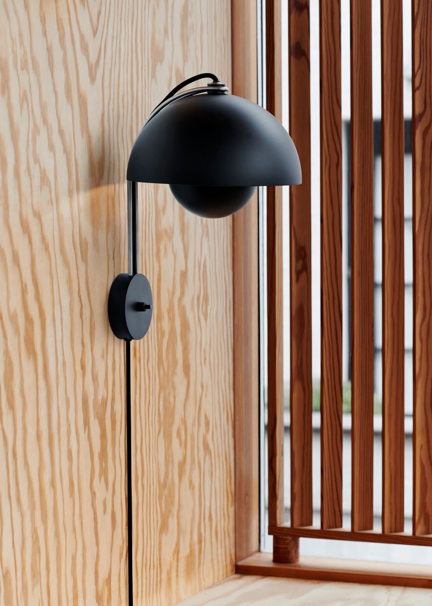Flowerpot VP8 Verner Panton 1968 Wall lamp