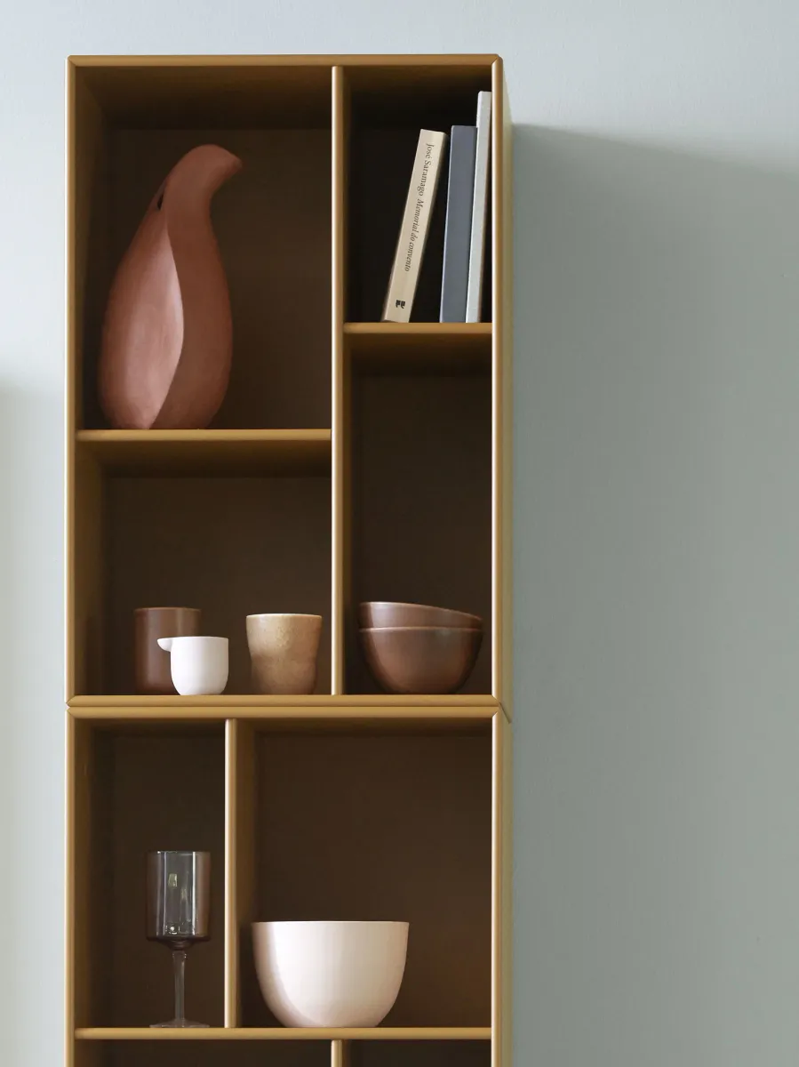 LOOM slim bookcase