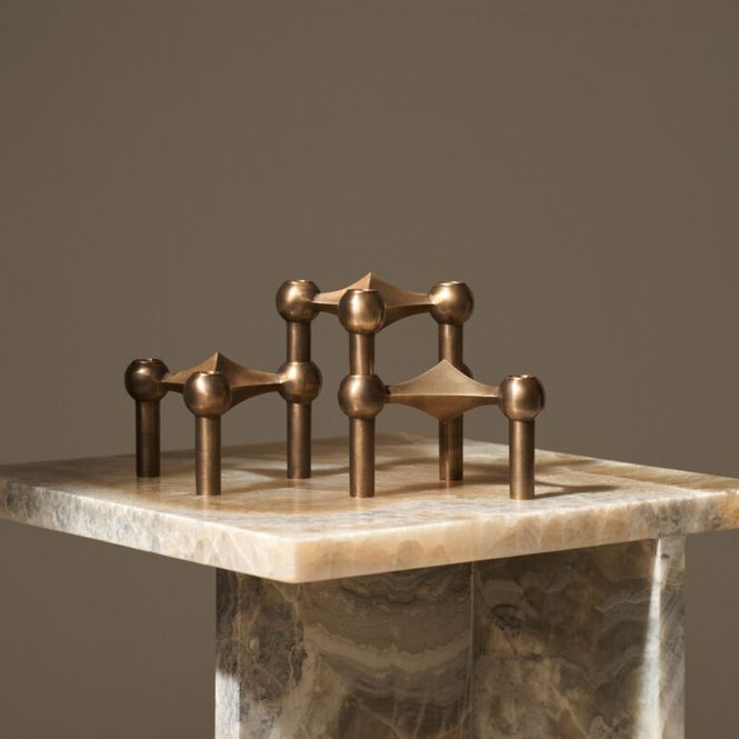 Hovedbilde STOFF Nagel Candle Holder - Bronzed Brass