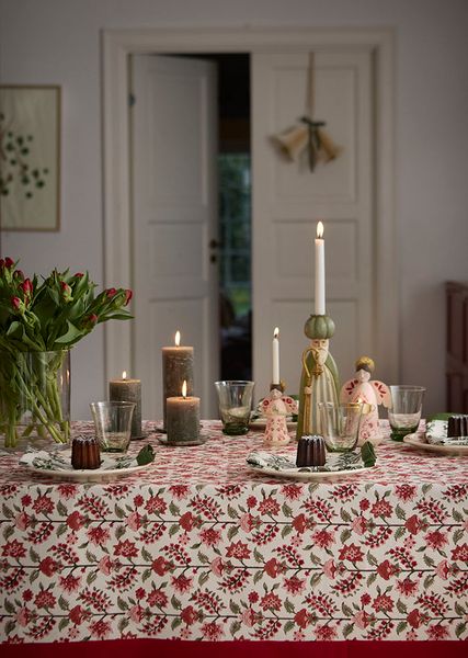 Hovedbilde Tablecloth 150x250cm Gita Ruby