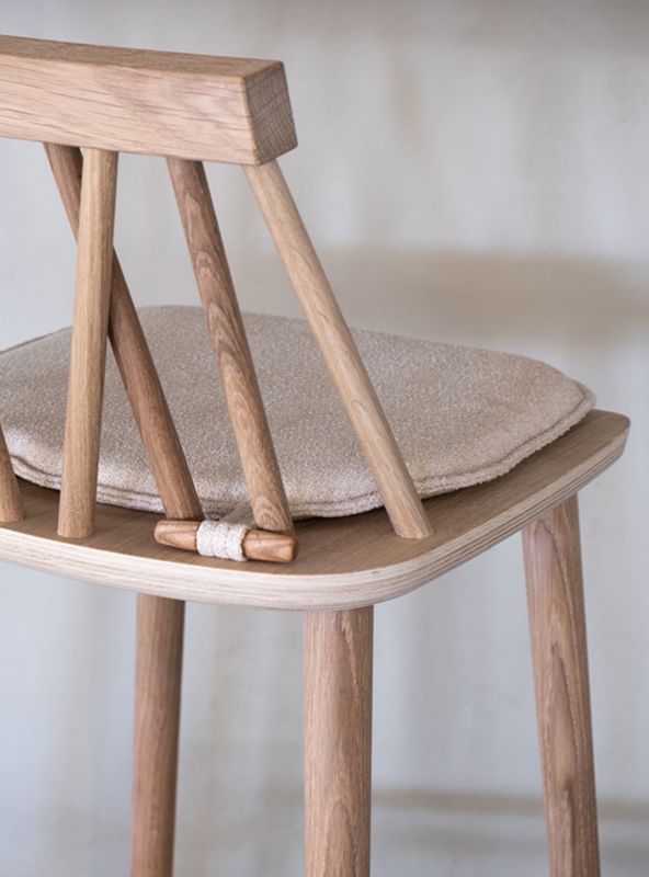 Non 75 bar chair