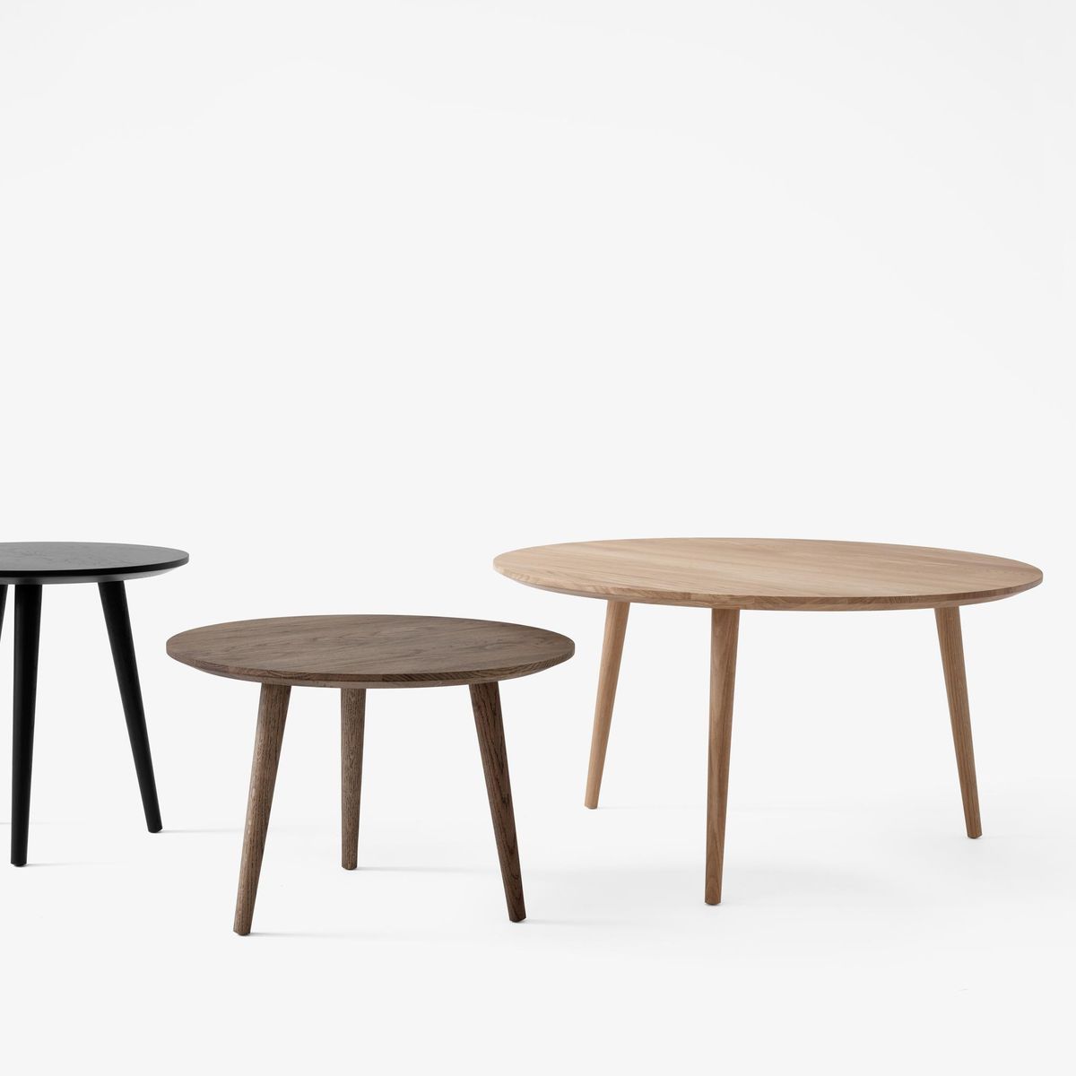 In Between Coffee Table, rundt
