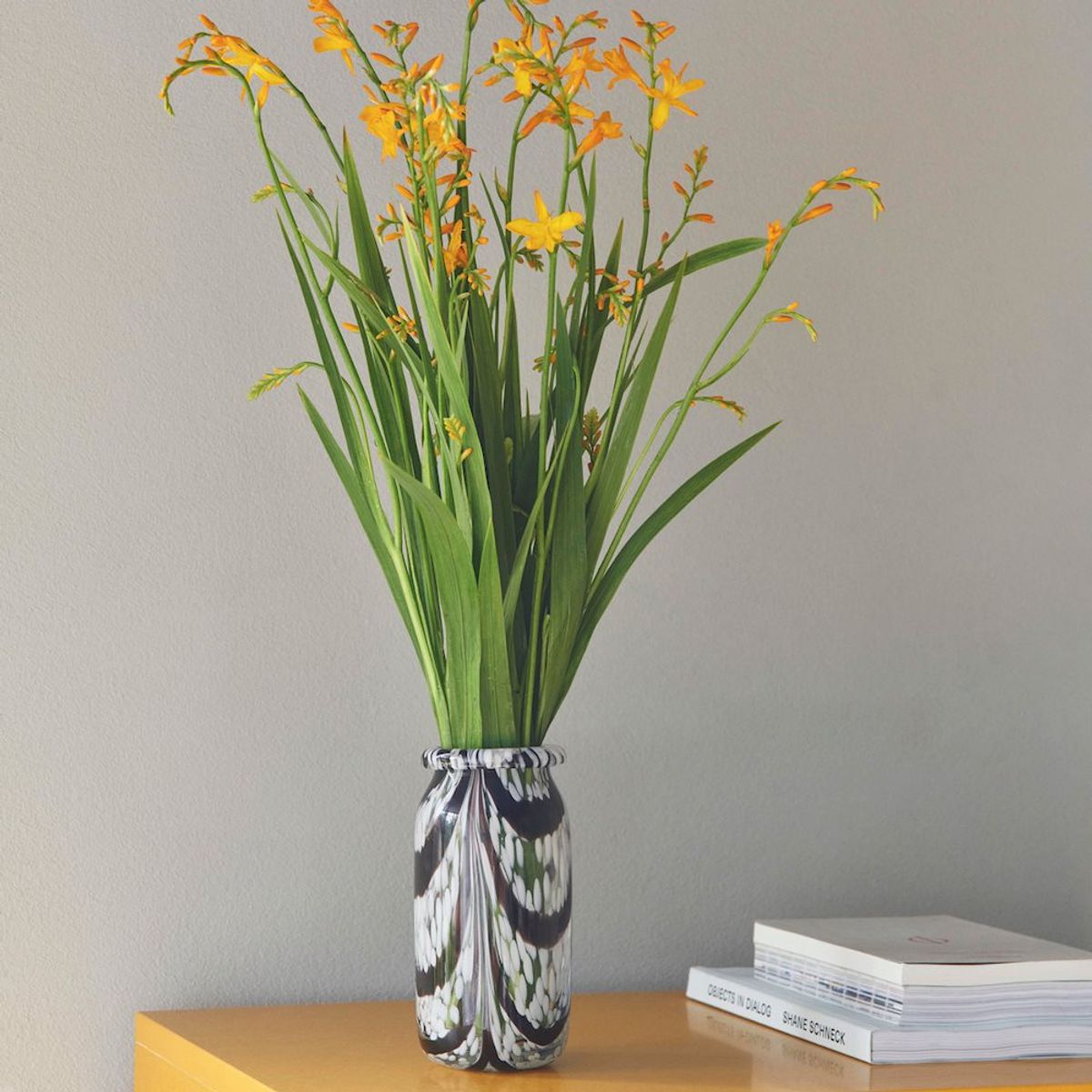 Splash Vase roll neck