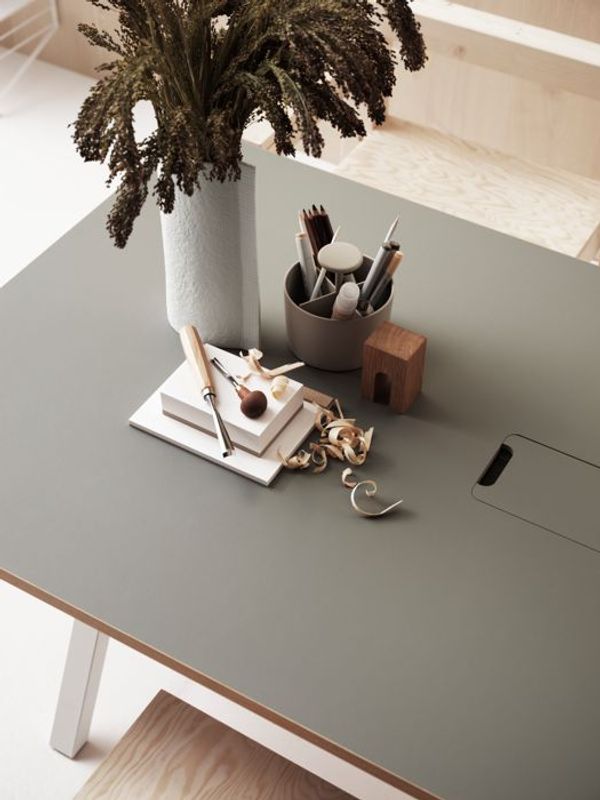 Height-adjustable work desk 160x78